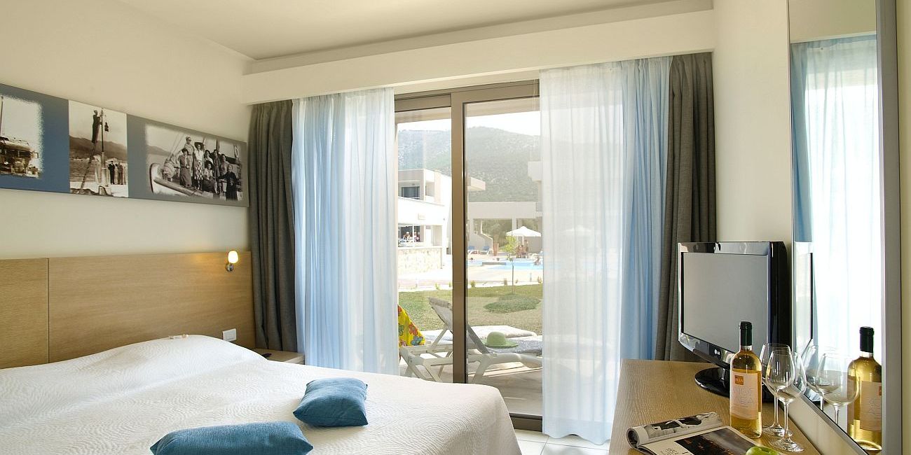 Alea Hotel & Suites 4*  Thassos 