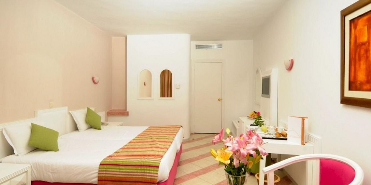 Golden Tulip Taj Sultan Resort 5* Yasmine Hammamet  
