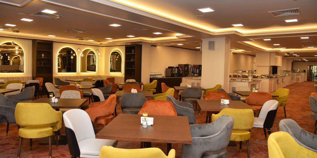 Hotel Admiral 5*  Nisipurile de Aur 