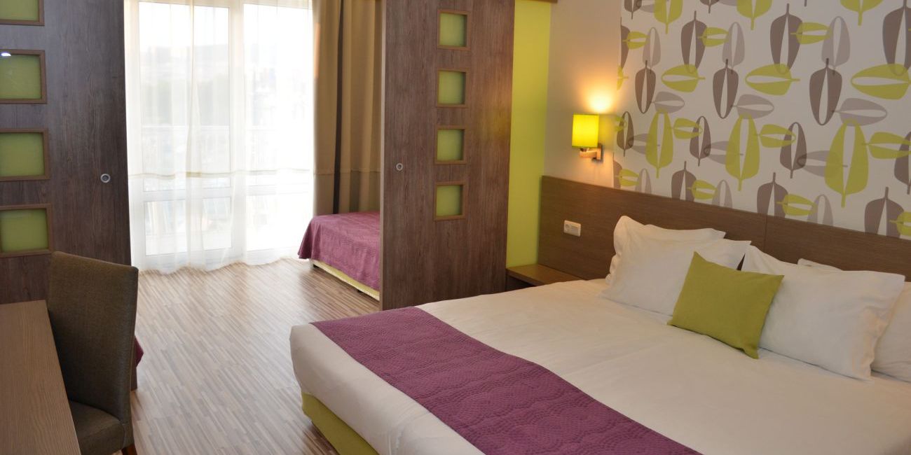 Hotel Aqua Nevis Club 4* Sunny Beach 