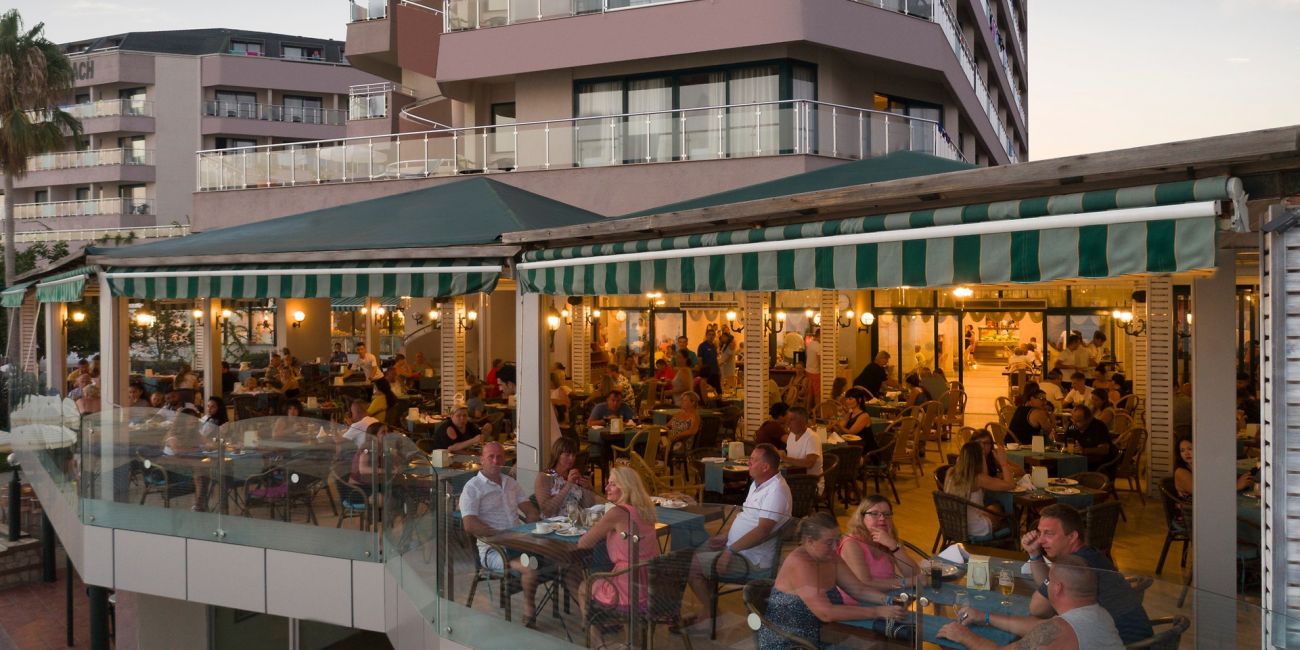Hotel Aska Just in Beach 5* Alanya 