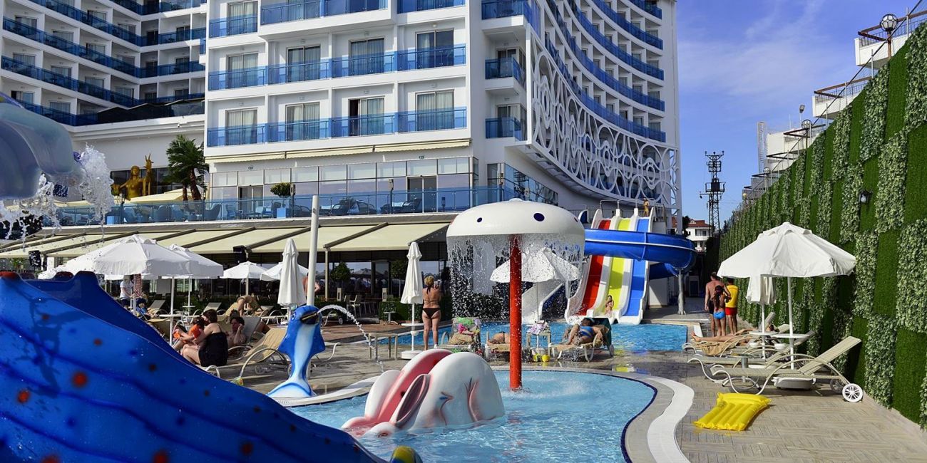 Hotel Azura Deluxe Resort & Spa 5* Alanya 