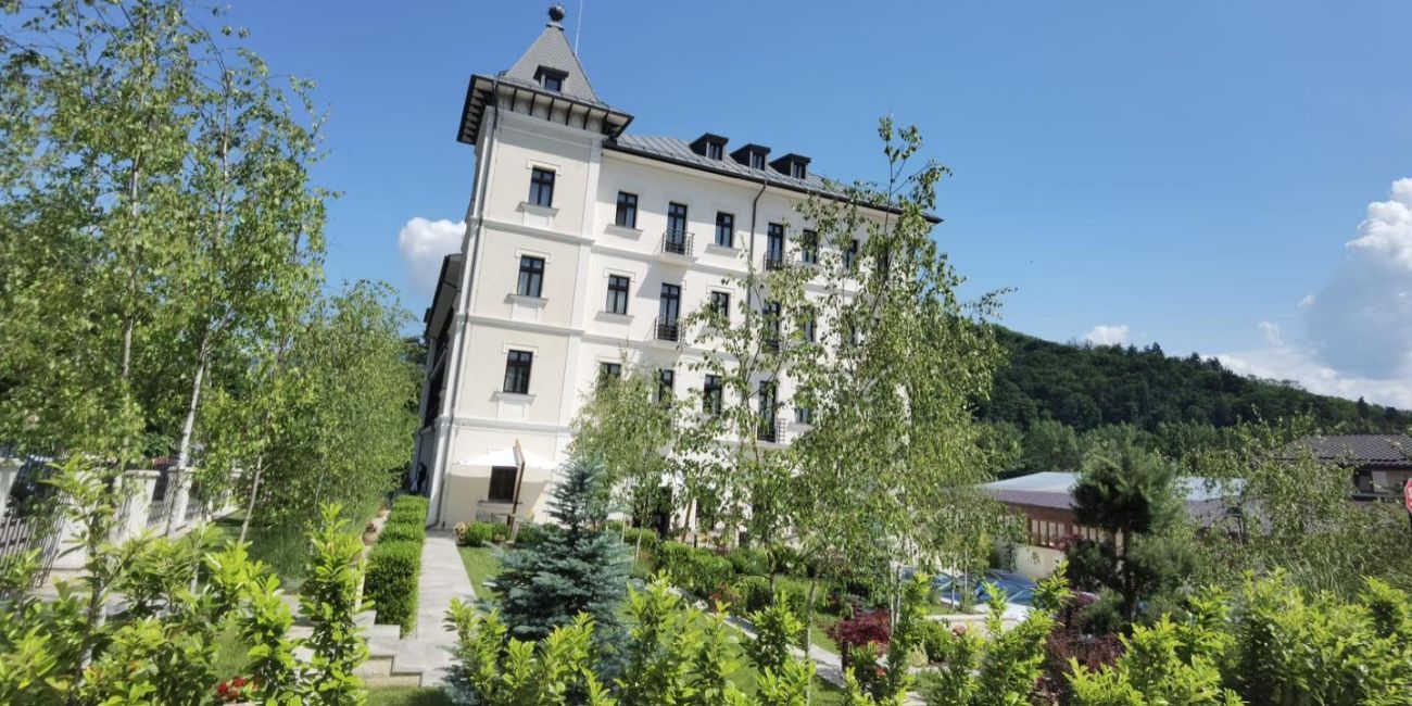 Hotel Carolin 4* Calimanesti-Caciulata 