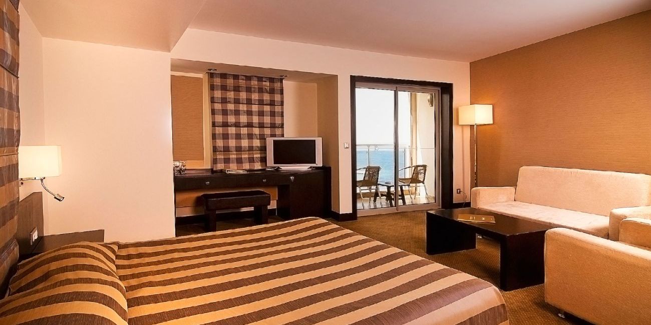 Hotel Charisma Deluxe  5*  Kusadasi 