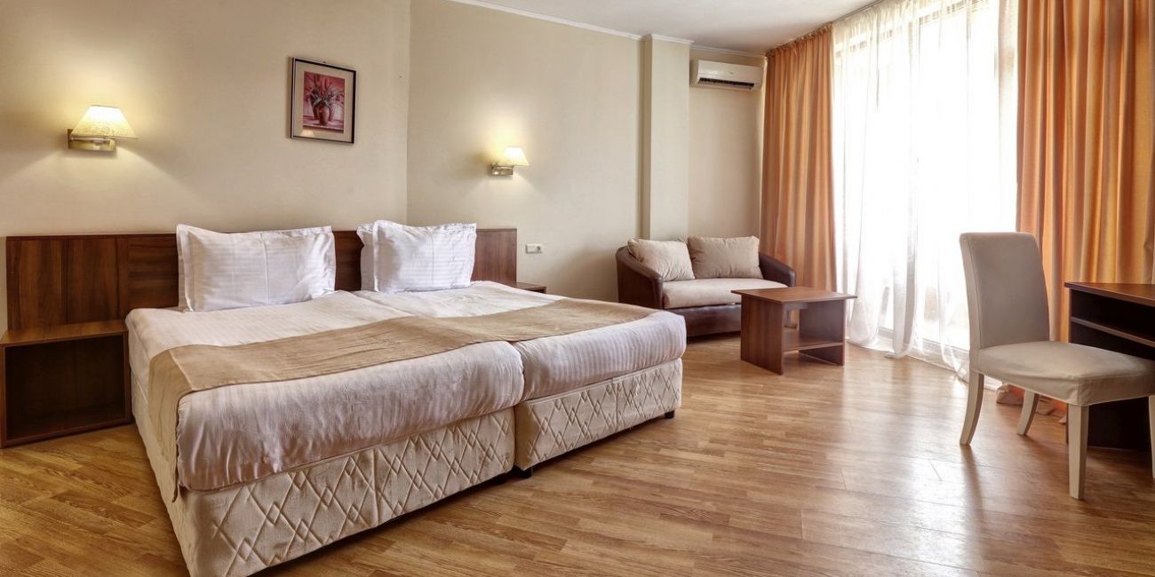 Hotel Continental 4*  Nisipurile de Aur 