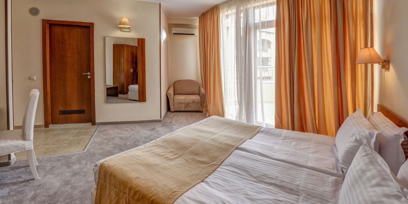 Hotel Continental 4*  Nisipurile de Aur 