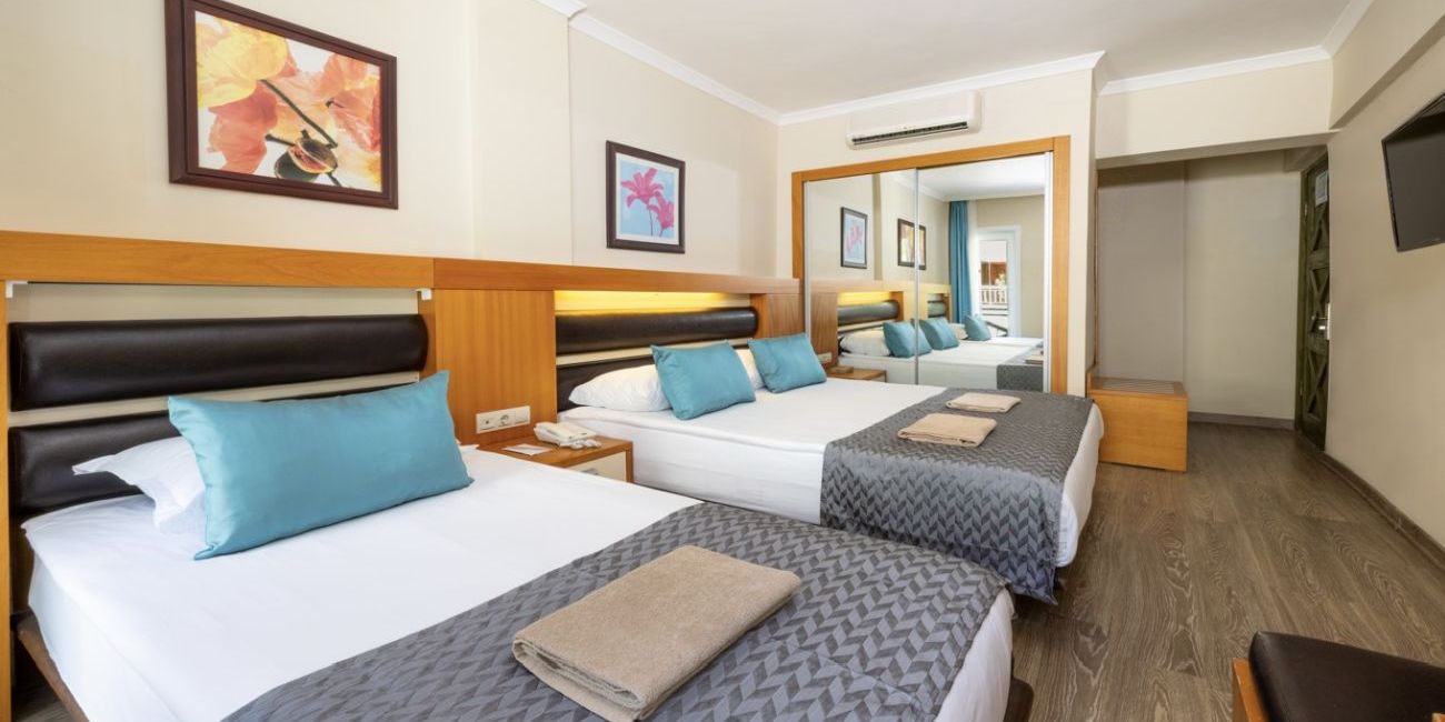 Hotel Crystal Flora Beach Resort 5* Antalya - Kemer 