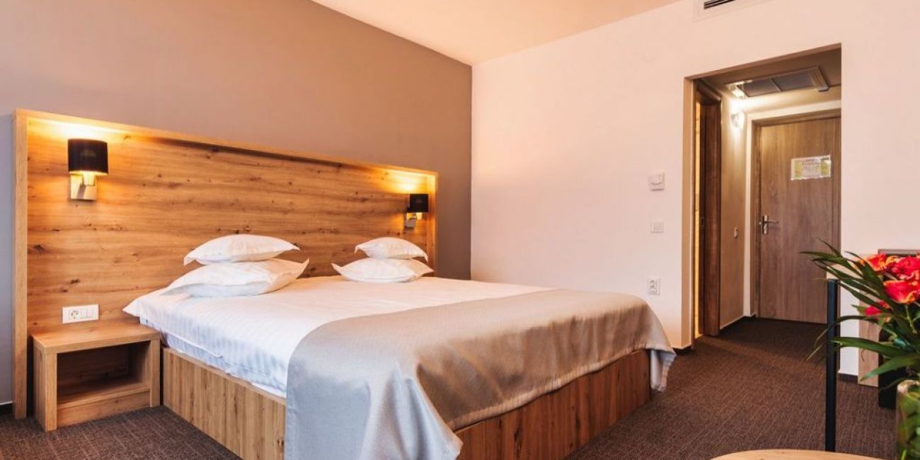 Hotel Domnitei 3* Calimanesti-Caciulata 