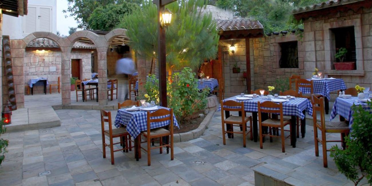 Hotel Golden Bay Beach Resort 5* Larnaca 