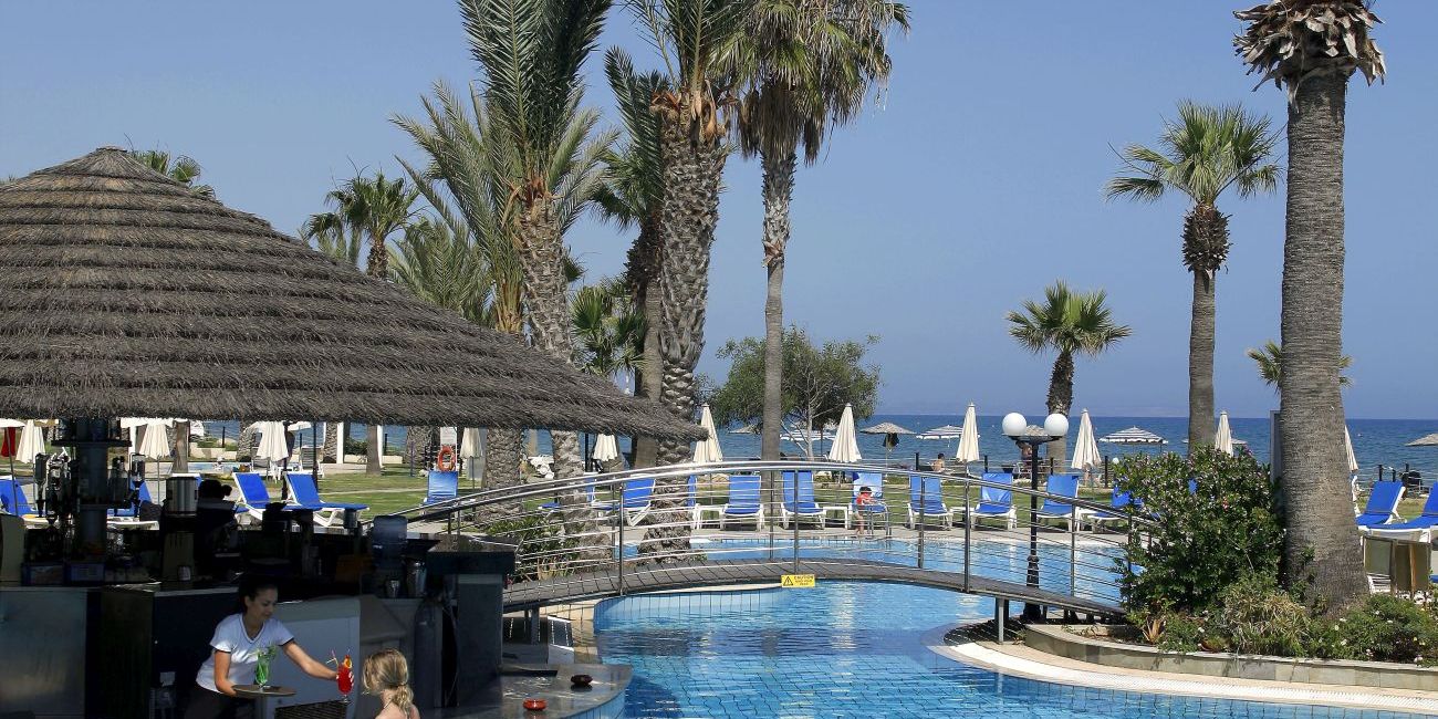 Hotel Golden Bay Beach Resort 5* Larnaca 