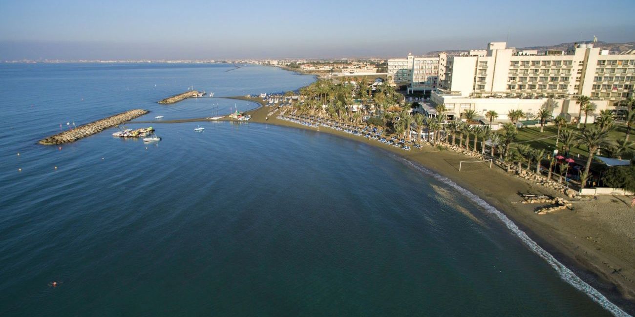 Hotel Golden Bay Beach Resort 5* Larnaca 