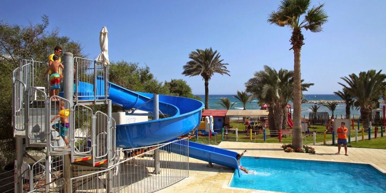 Hotel Golden Bay Beach Resort 5* Larnaca 