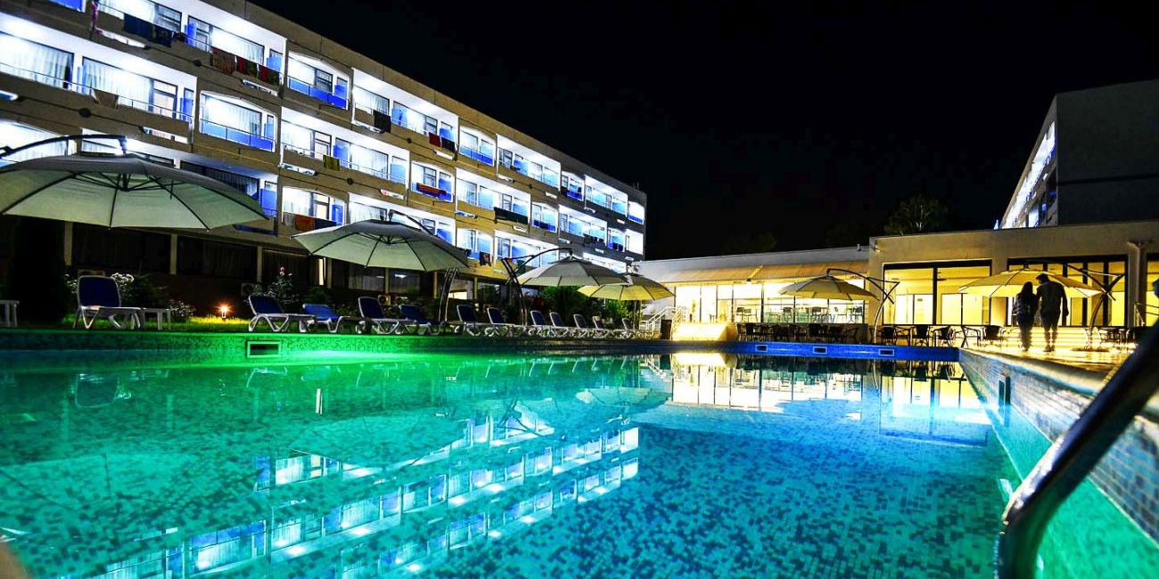 Hotel Holiday Blue 3*  Olimp 
