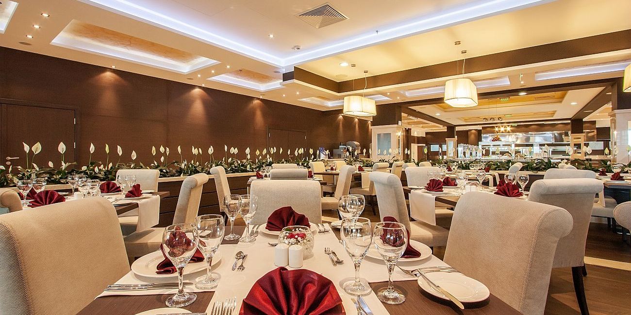 Hotel International Casino & Tower Suites 5* Nisipurile de Aur 