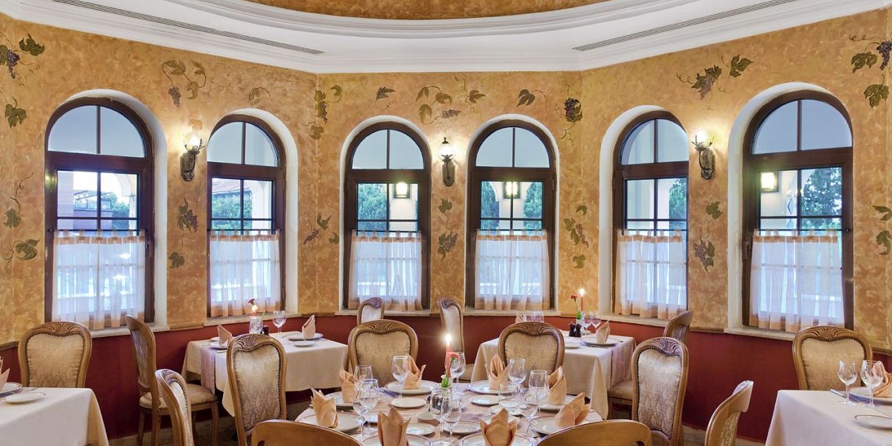 Hotel Kremlin Palace 5*  Antalya - Kundu 