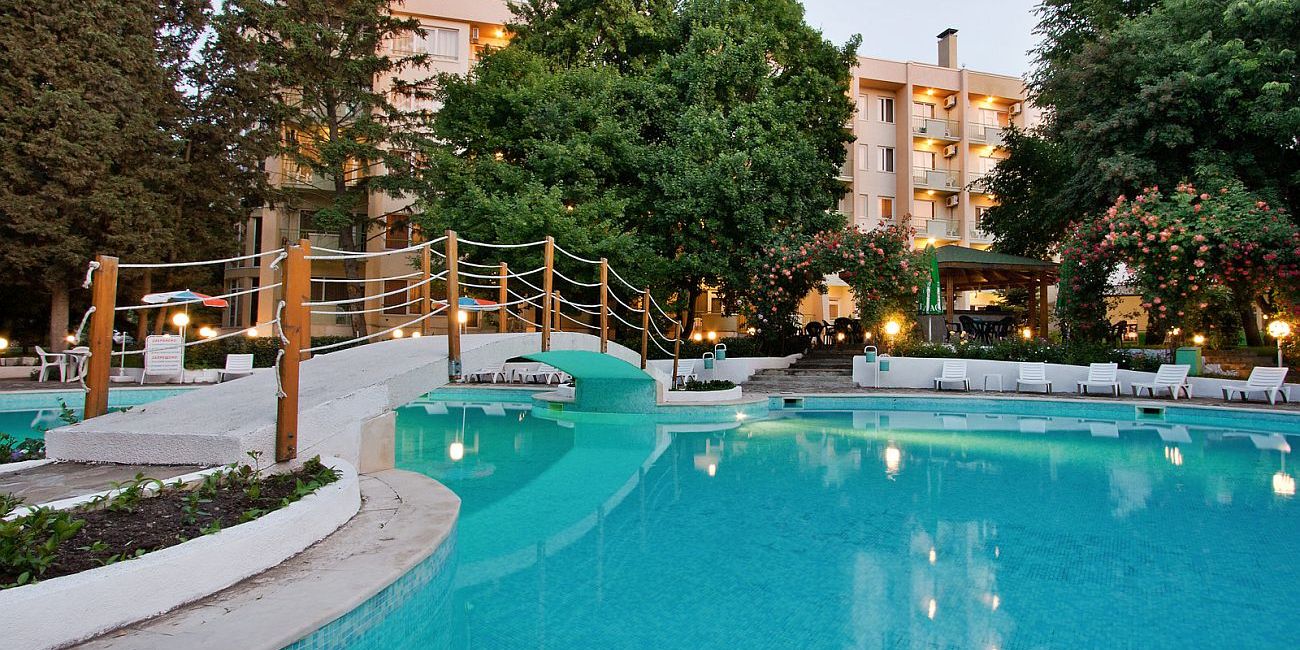 Hotel Ljuljak 3* Nisipurile de Aur 