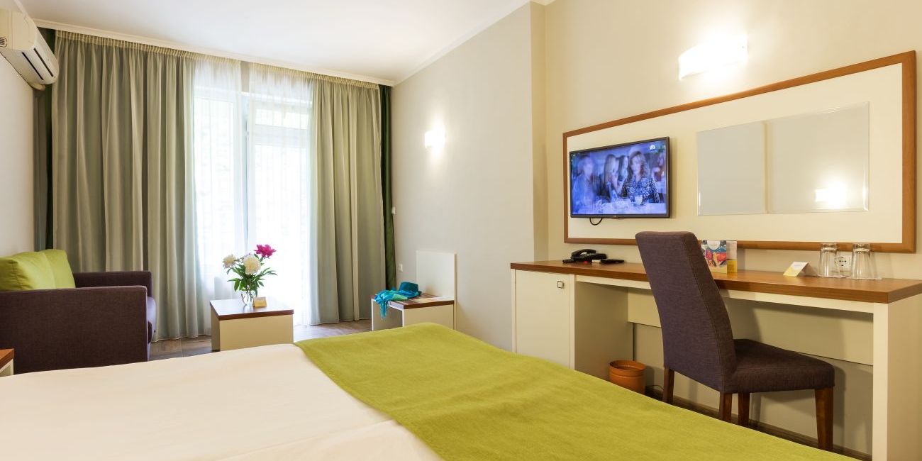 Hotel Ljuljak 3* Nisipurile de Aur 