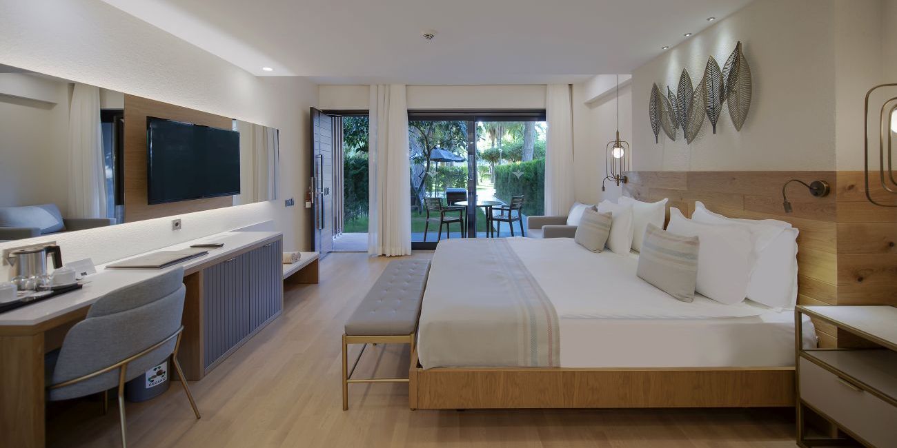 Hotel Miramare Beach 5*  Antalya - Side 