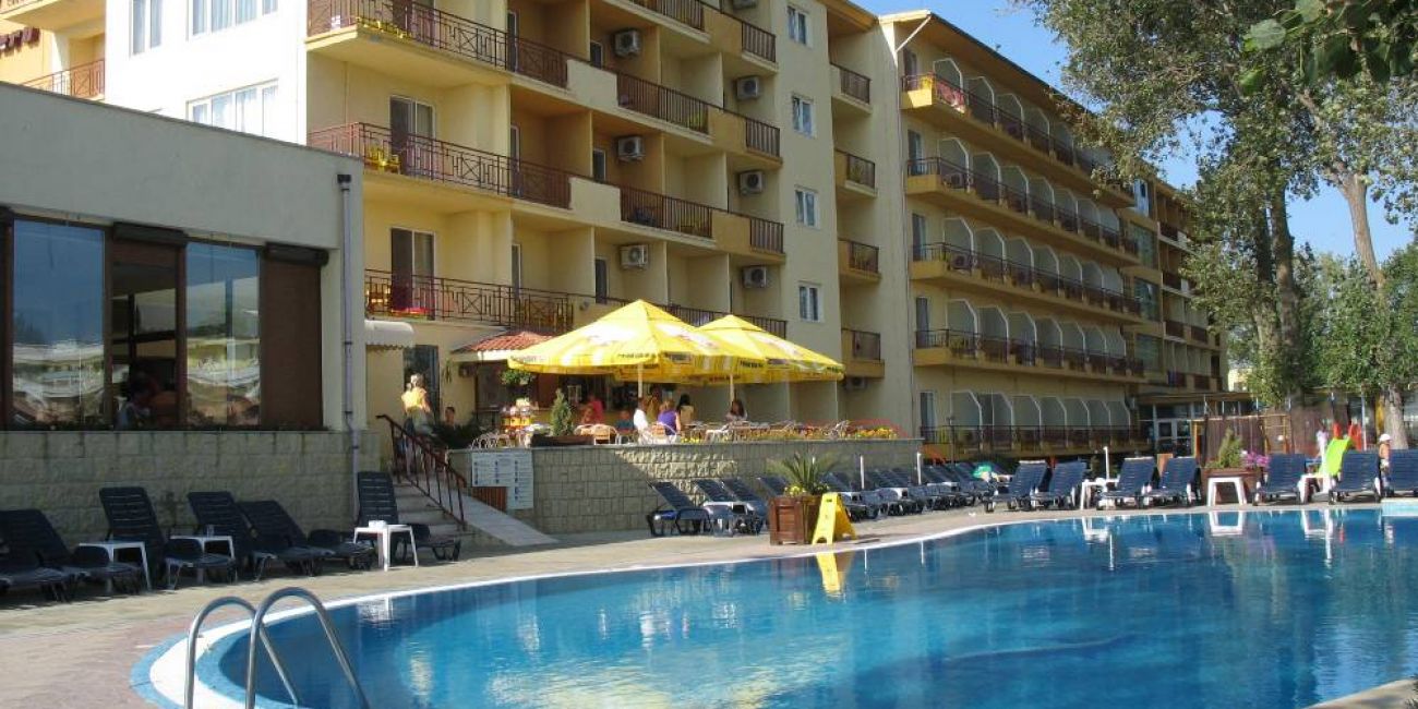 Hotel Modern 4*  Mamaia 