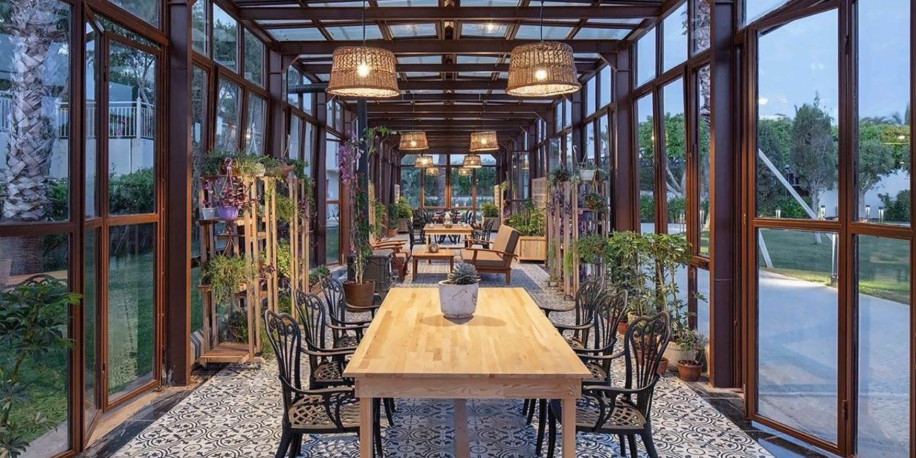 Hotel Nirvana Cosmopolitan 5*  Antalya - Lara 