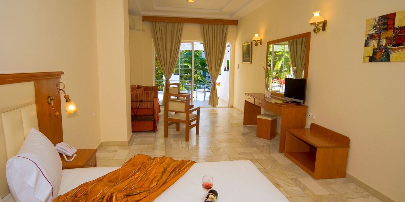 Hotel Porfi Beach 3*  Halkidiki - Sithonia 