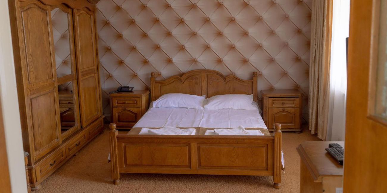 Hotel Turist 3*  Pucioasa 