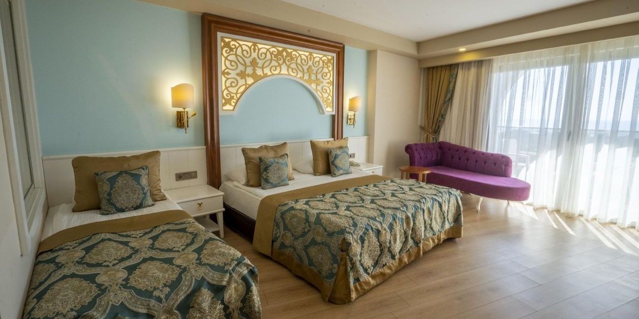 Jadore Deluxe Hotel & Spa 5*  Antalya - Side 