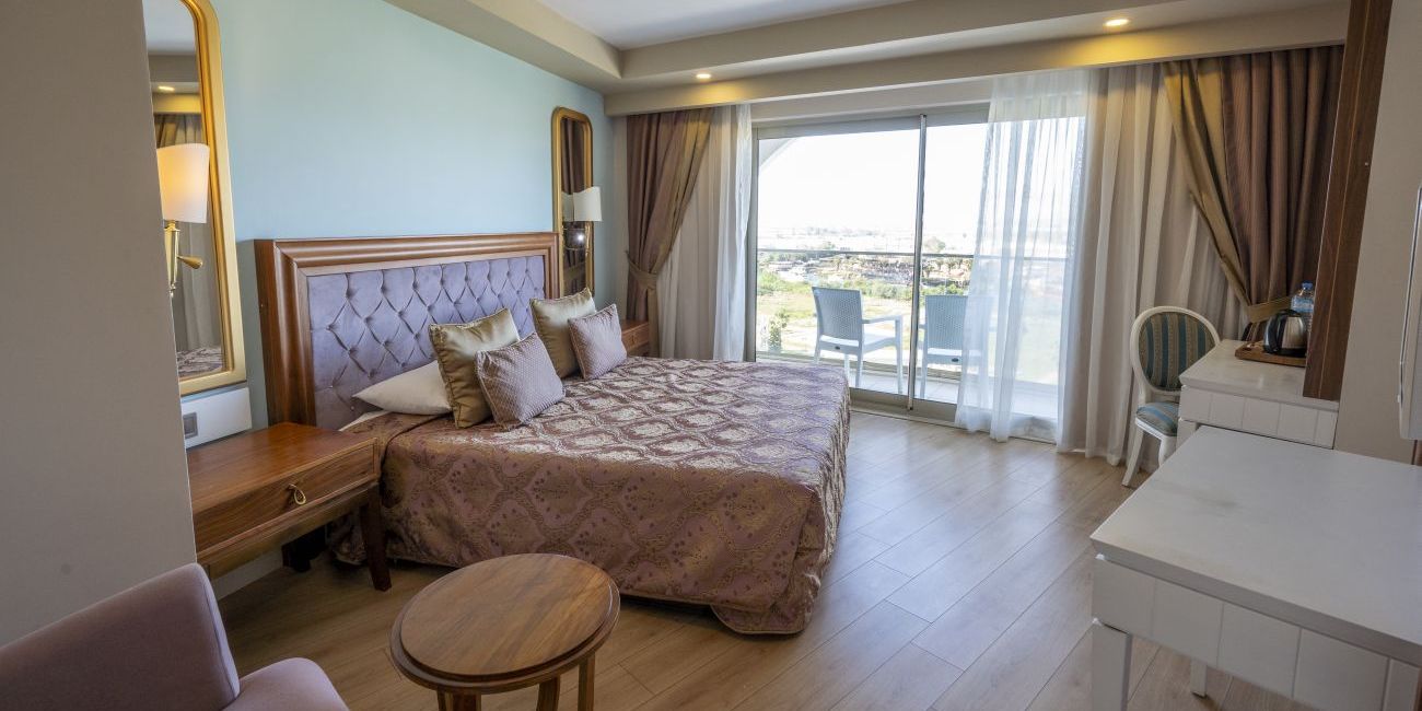 Jadore Deluxe Hotel & Spa 5*  Antalya - Side 