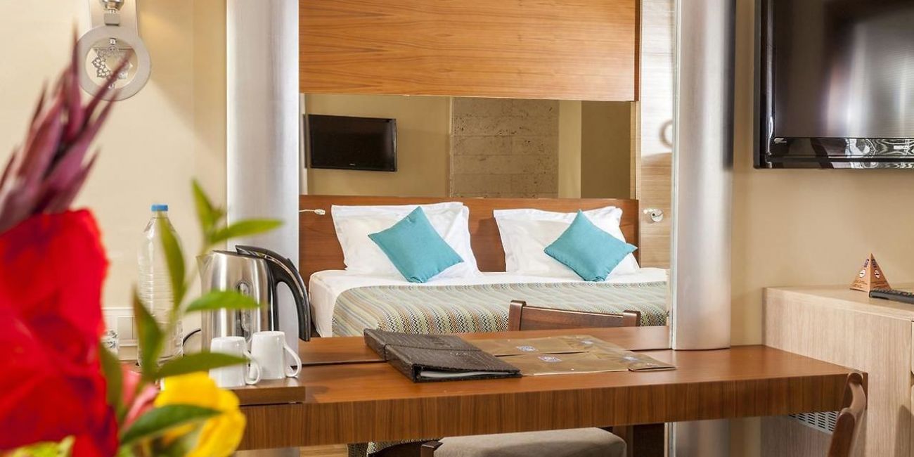 Melas Lara Hotel 5* Antalya - Lara 