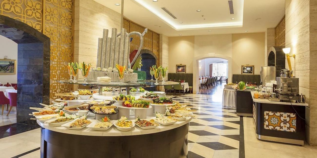 Melas Lara Hotel 5* Antalya - Lara 