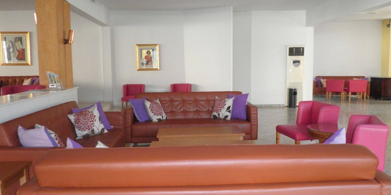 Park Beach Hotel 3*  Limassol 