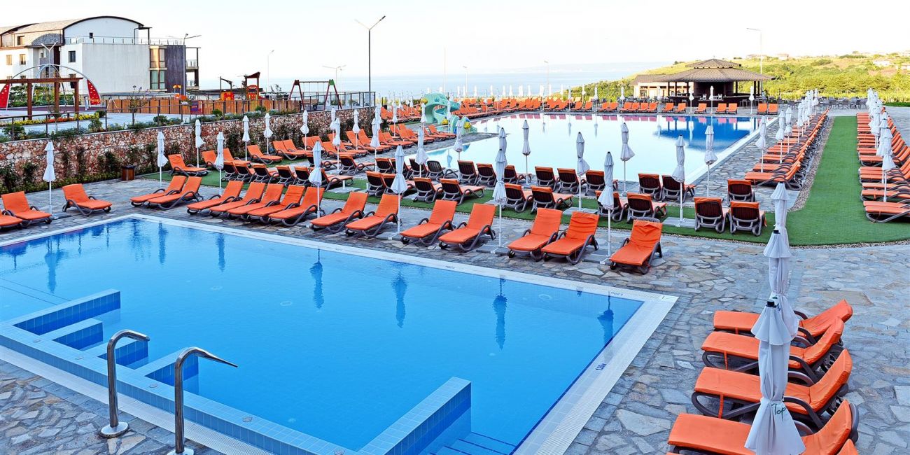 Topola Skies Resort & Aquapark 4*  Kavarna 