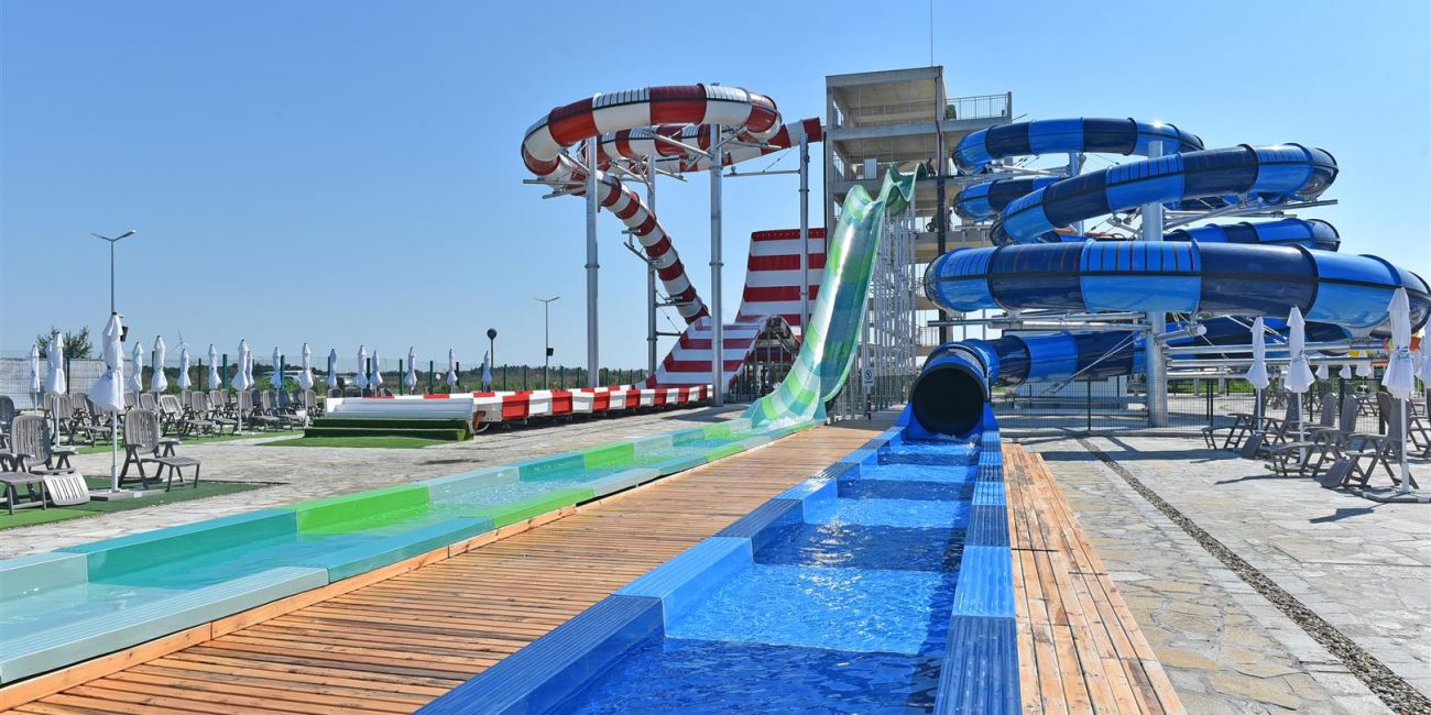 Topola Skies Resort & Aquapark 4*  Kavarna 