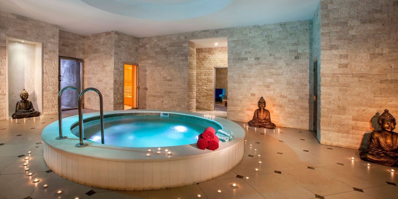 Vogue Hotel Supreme Bodrum 5*  Bodrum 