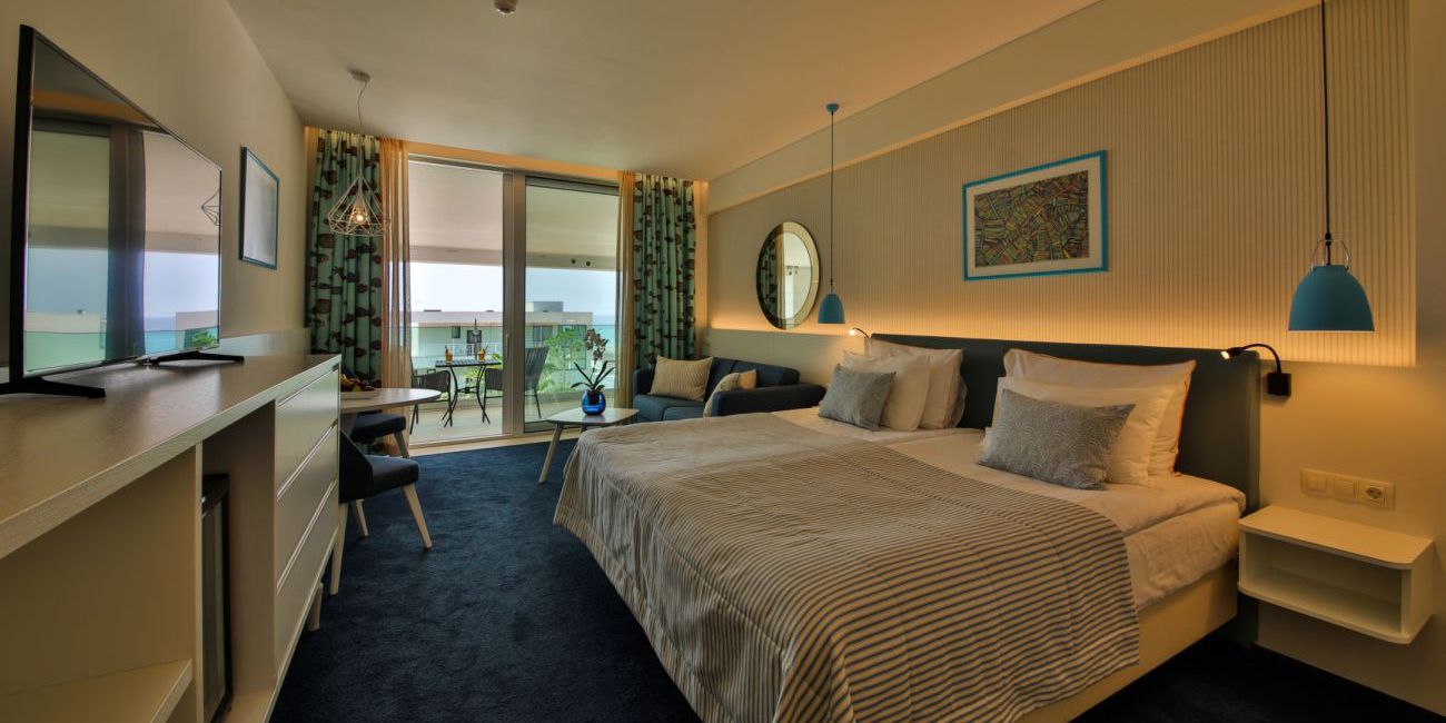 White Lagoon Beach Resort 4*  Kavarna 