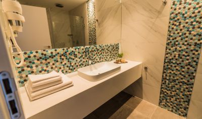 Imagine pentru Hotel Aventus 4* valabile pentru Balneo 2025