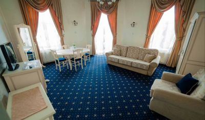 Imagine pentru Hotel Carol 4* valabile pentru Balneo 2025