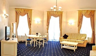 Imagine pentru Hotel Carol 4* valabile pentru Balneo 2025