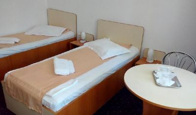 Imagine pentru Hotel Lebada Amara 3* valabile pentru Balneo 2025