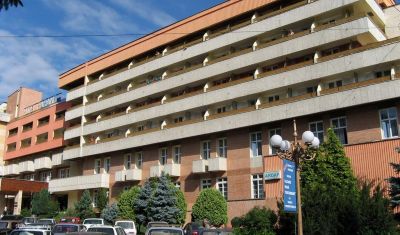 Imagine pentru Hotel Parang 2* valabile pentru Balneo 2025