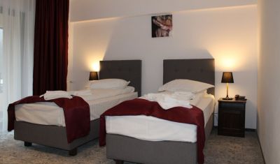 Imagine pentru Hotel Parang 2* valabile pentru Balneo 2025