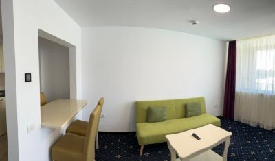 Imagine pentru Hotel Agora 3* valabile pentru Litoral 2025