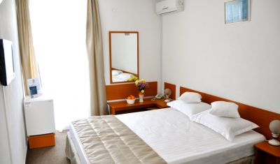 Imagine pentru Hotel Decebal 3* valabile pentru Litoral 2025