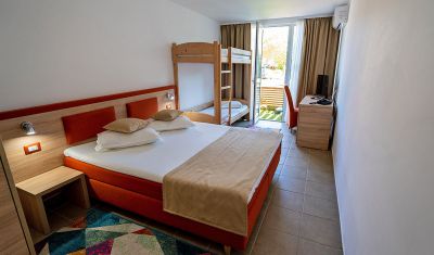 Imagine pentru Hotel Delta 3* valabile pentru Litoral 2025