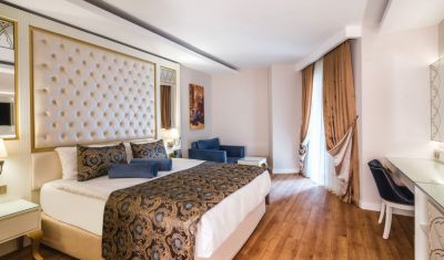 Imagine pentru Hotel Haydarpasha Palace 5* valabile pentru Litoral 2025