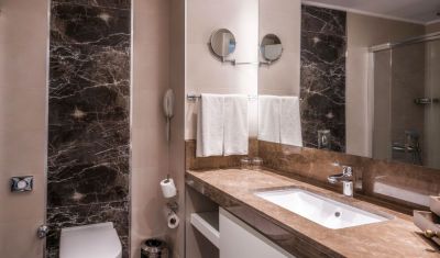 Imagine pentru Hotel Haydarpasha Palace 5* valabile pentru Litoral 2025