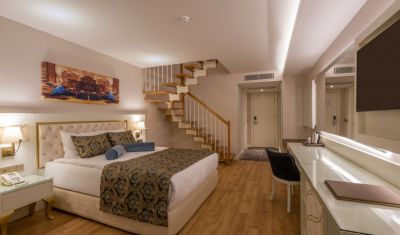 Imagine pentru Hotel Haydarpasha Palace 5* valabile pentru Litoral 2025