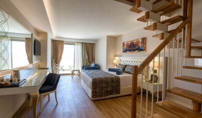 Imagine pentru Hotel Haydarpasha Palace 5* valabile pentru Litoral 2025
