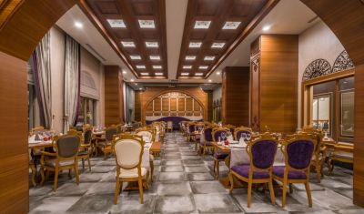 Imagine pentru Hotel Haydarpasha Palace 5* valabile pentru Litoral 2025