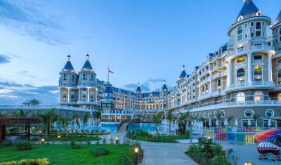 Imagine pentru Hotel Haydarpasha Palace 5* valabile pentru Litoral 2025